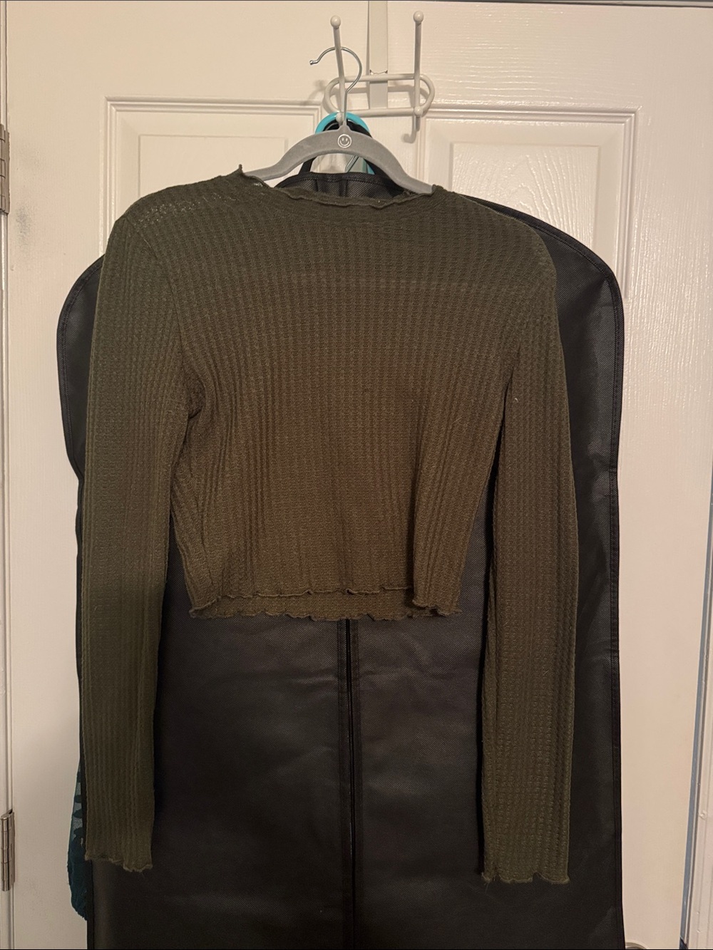 Ribbed Cropped Long Sleeve Top - Olive Green